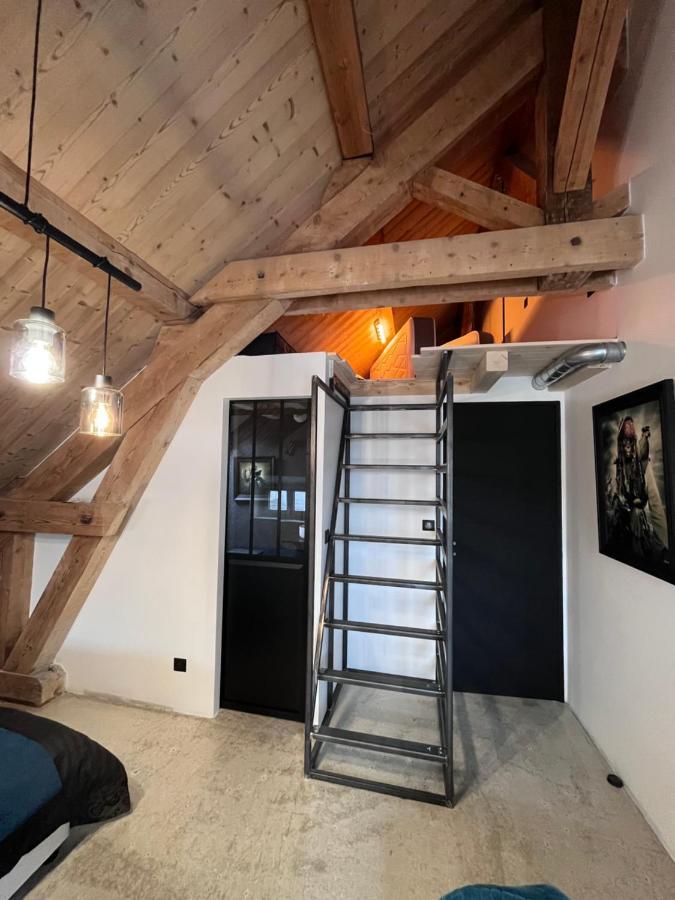 Refuges Sous Les Toits Bed & Breakfast Bourg-Saint-Maurice Bagian luar foto