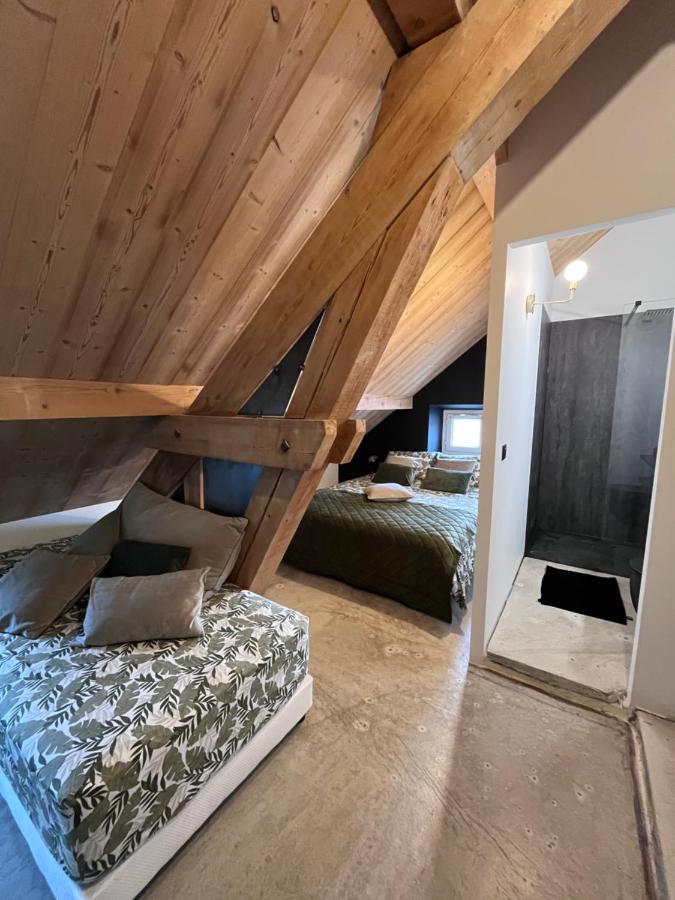 Refuges Sous Les Toits Bed & Breakfast Bourg-Saint-Maurice Bagian luar foto